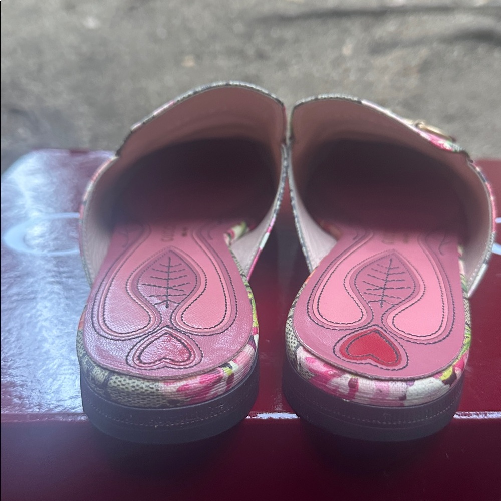 Gucci Women's Floral Loafers - Pink and Green - Picture 5 of 11